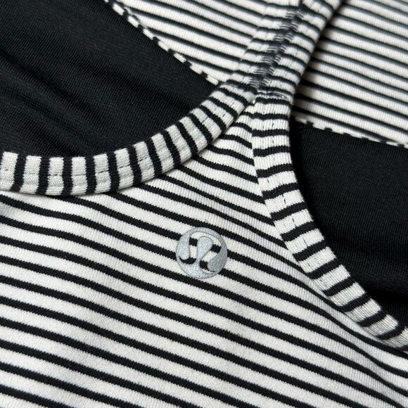 Lululemon Black & White Striped Power Y Racerback Tank Top - Picture 6 of 6